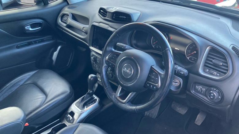 Jeep Renegade 1.3 T4 GSE Limited 5dr DDCT Petrol Hatchback